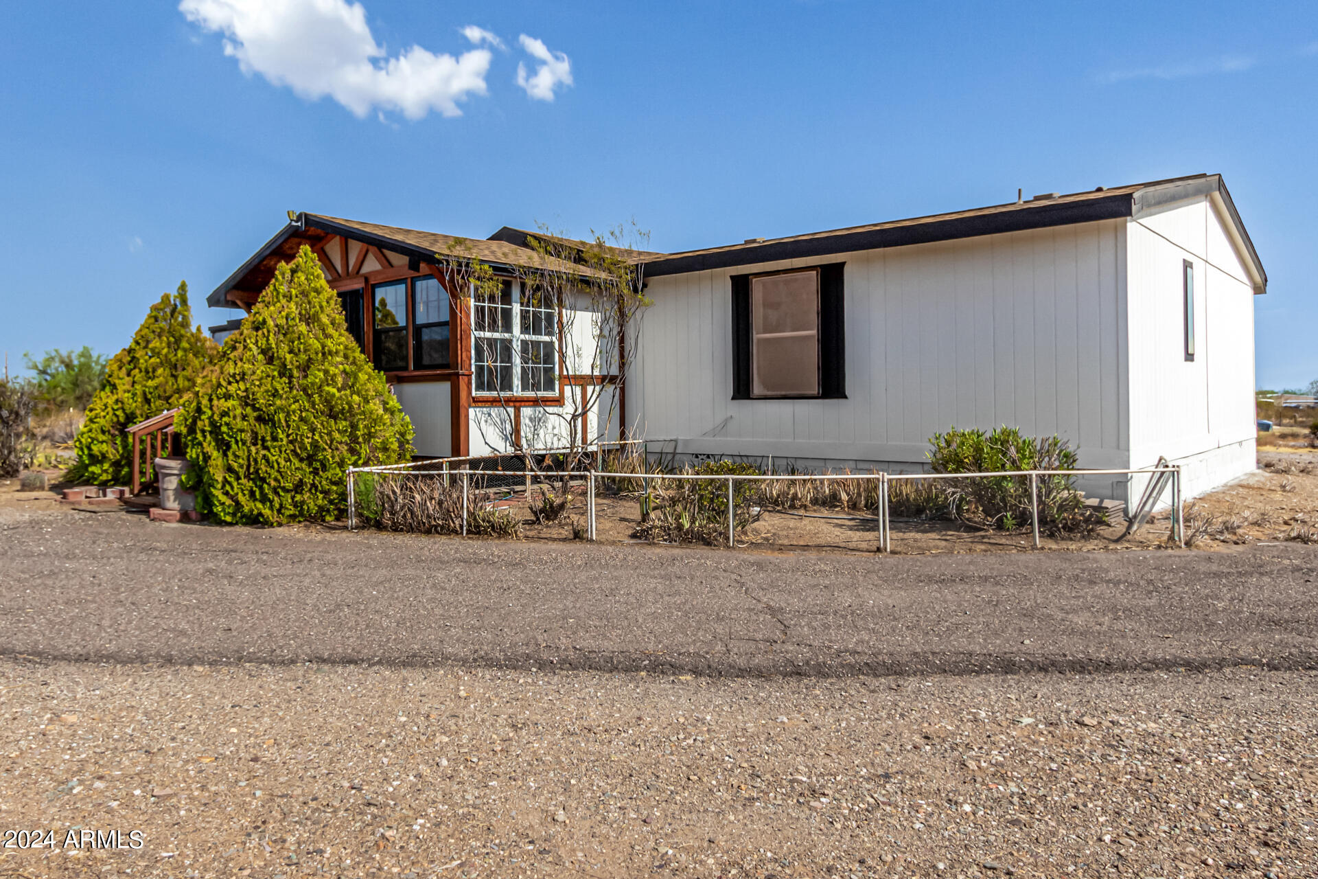 16539 W QUAIL RUN Road