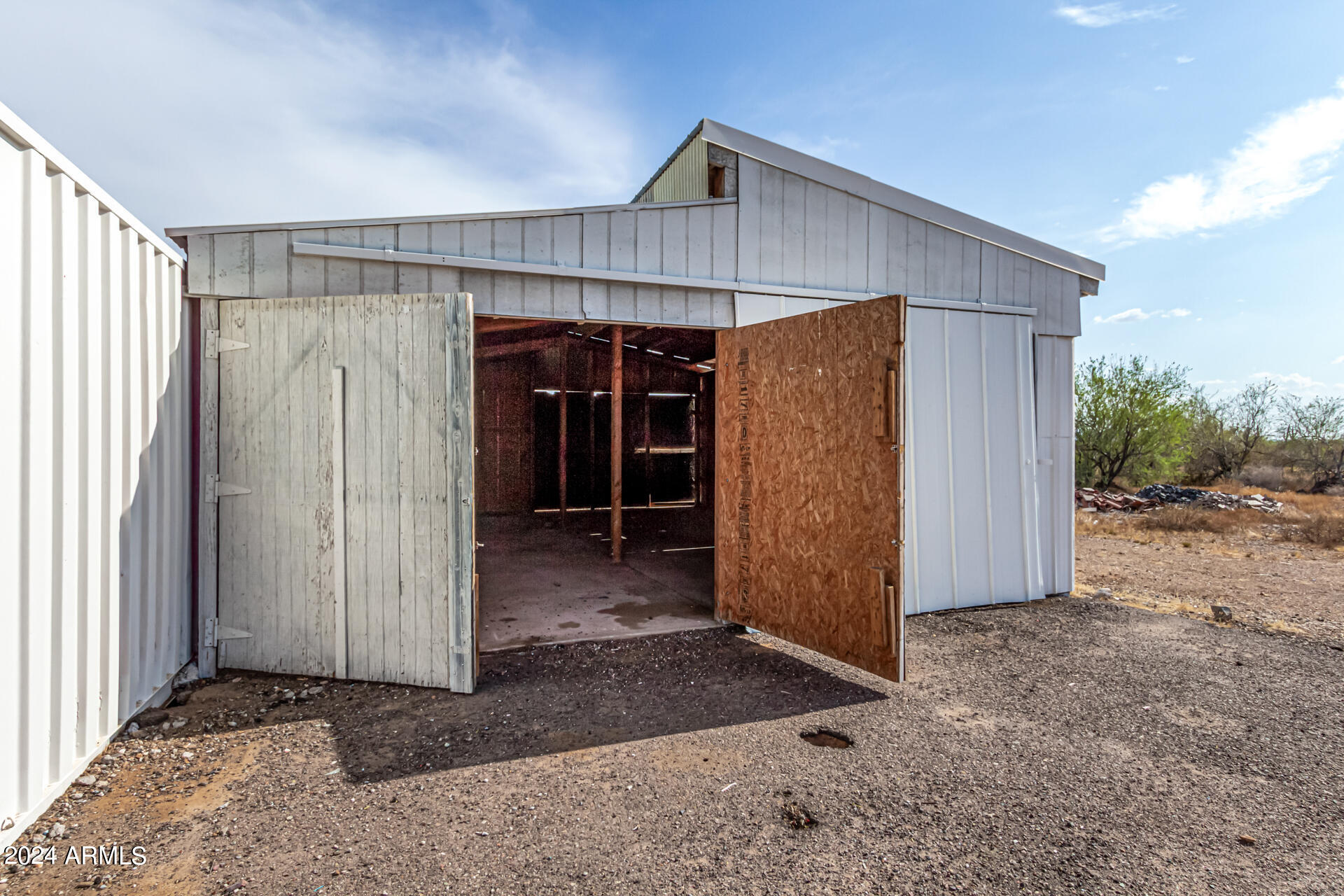 16539 W QUAIL RUN Road