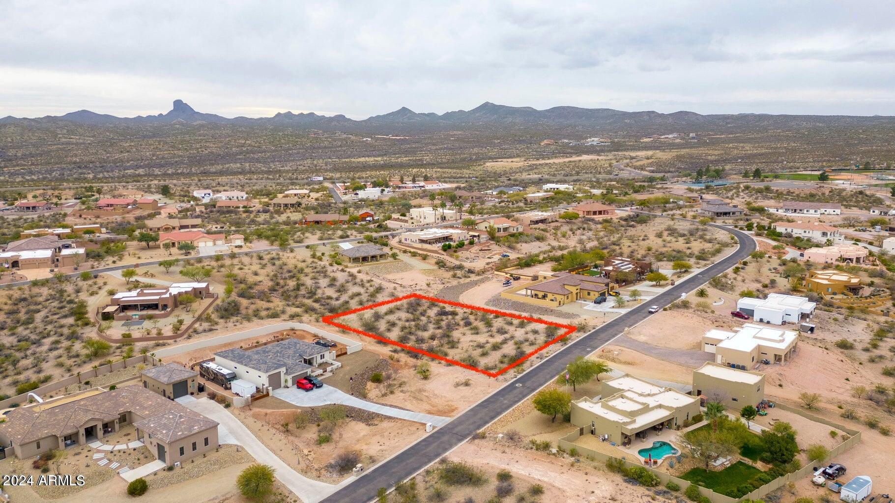 2905 W Percheron Road, 82