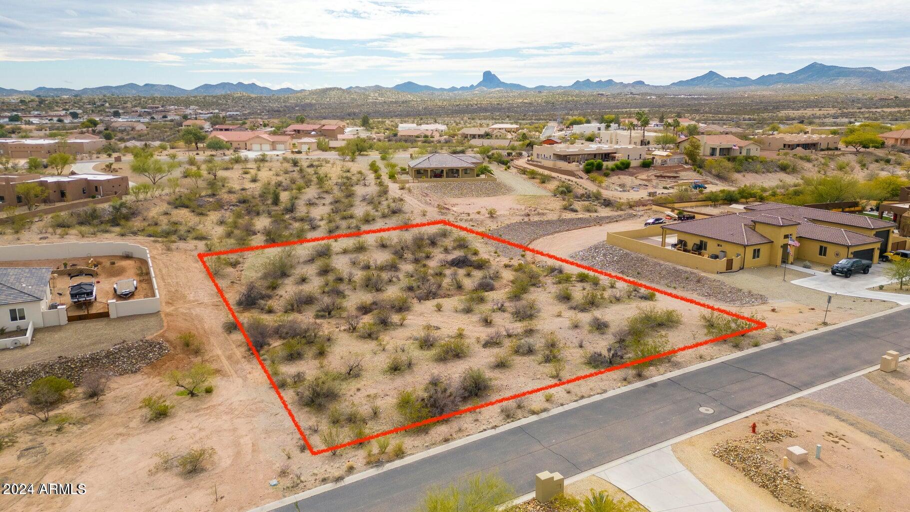 2905 W Percheron Road, 82