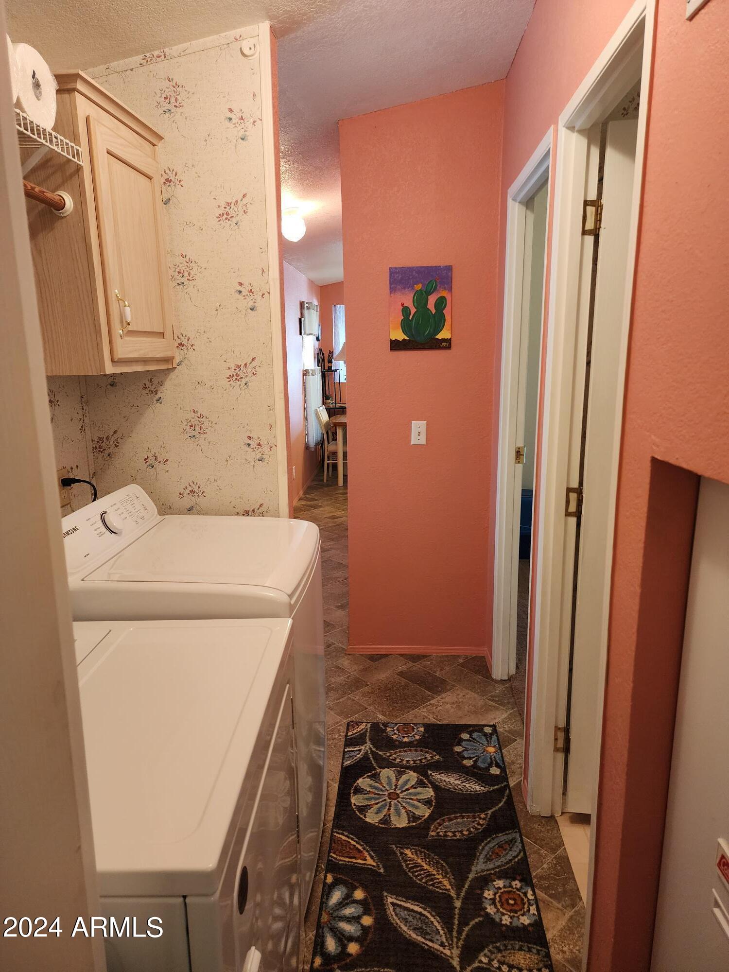 2501 W Wickneburg Way, 62