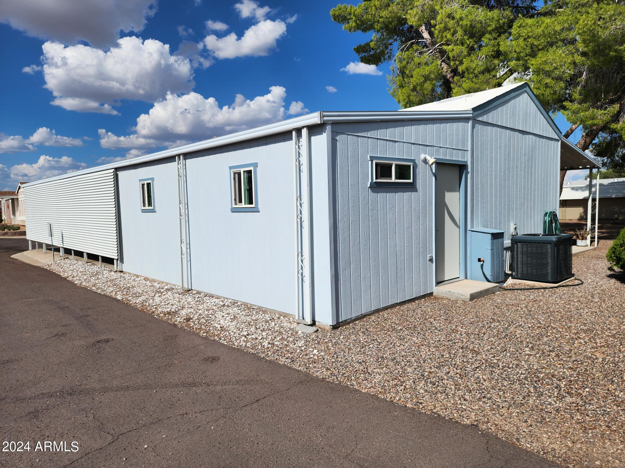 2501 W Wickneburg Way, 62