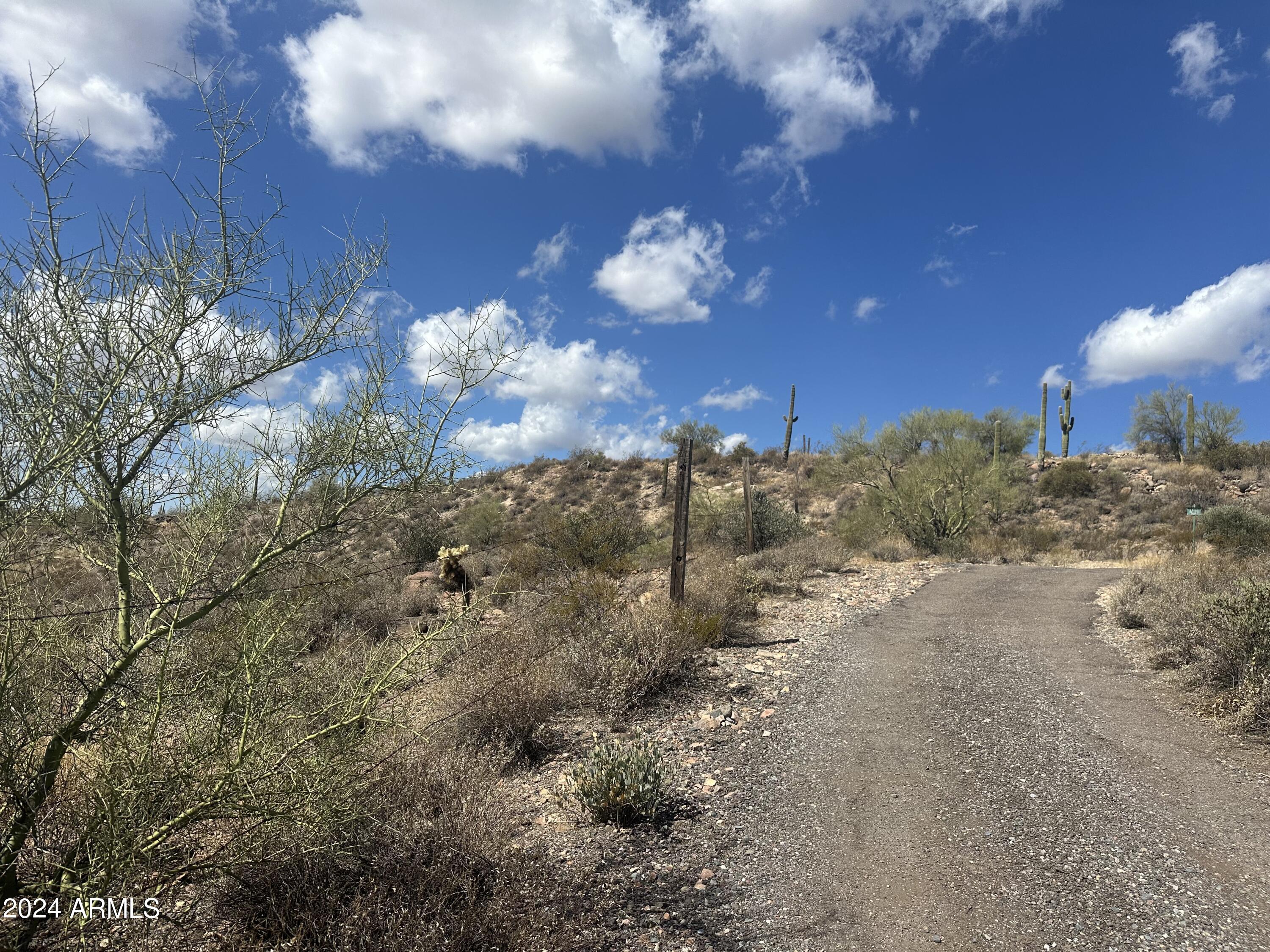 3353 W ROUGHRIDER 5 AC Road, -