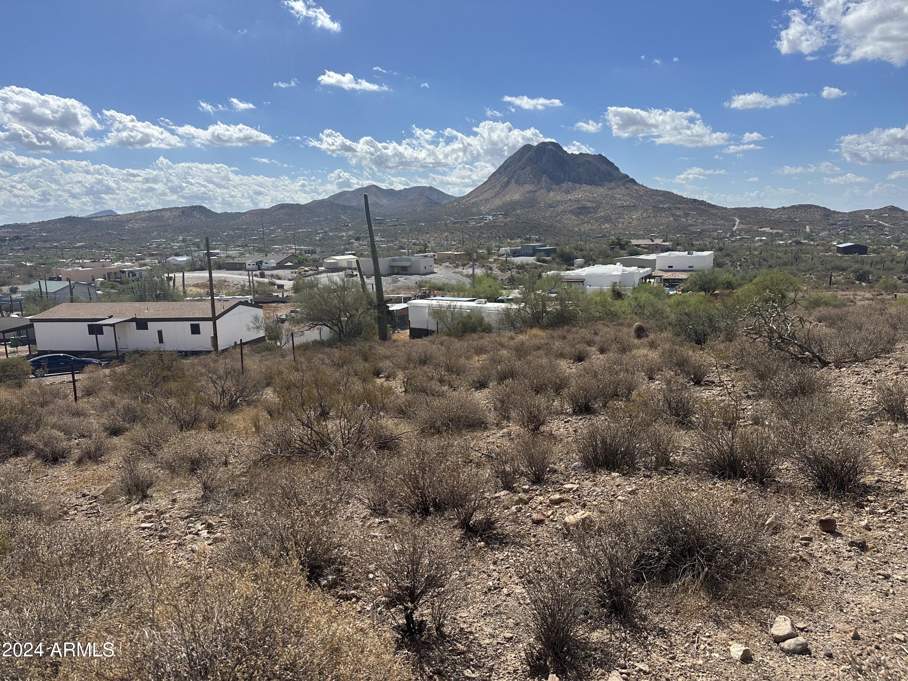 3353 W ROUGHRIDER 5 AC Road, -