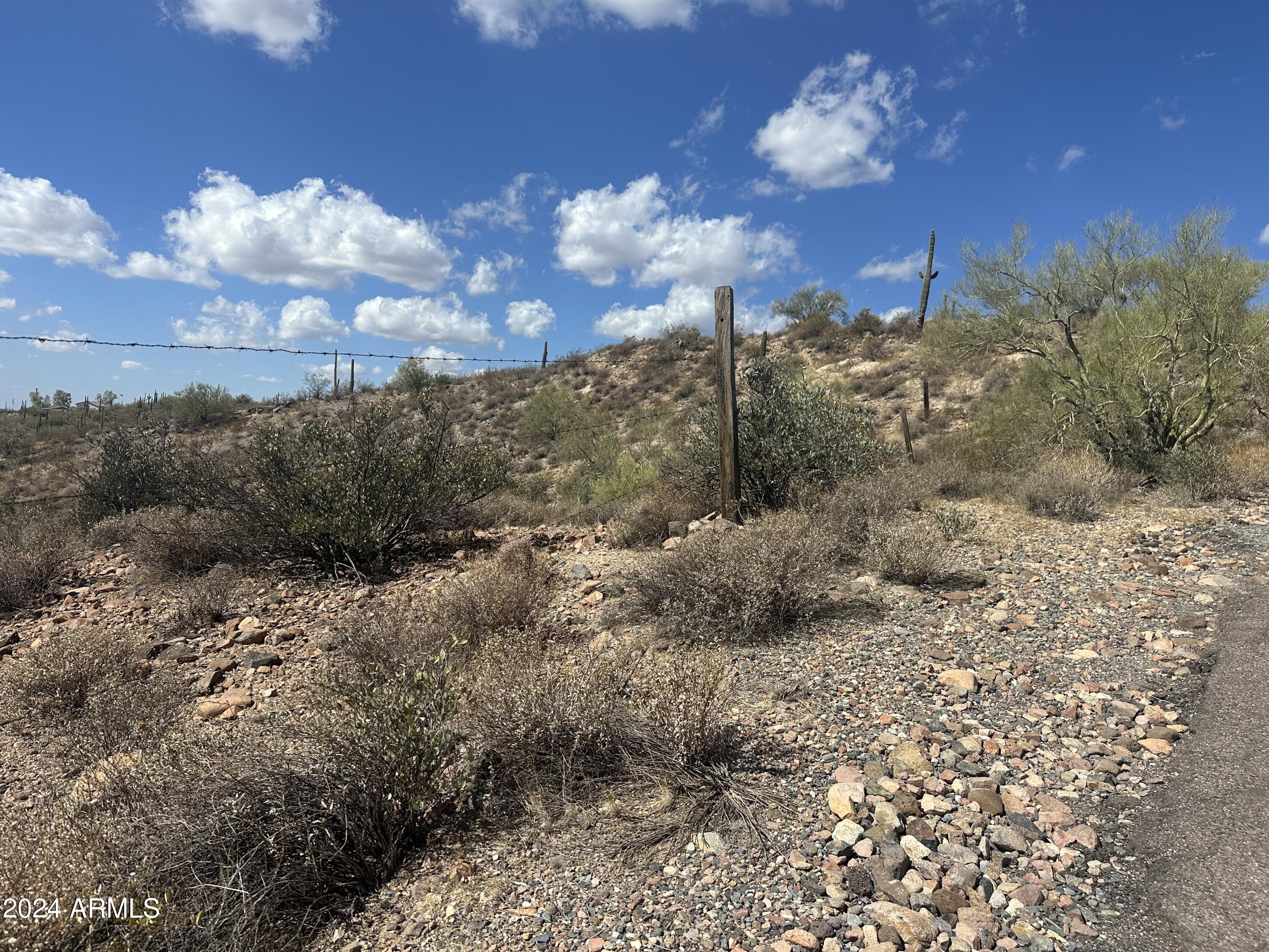 3353 W ROUGHRIDER 5 AC Road, -