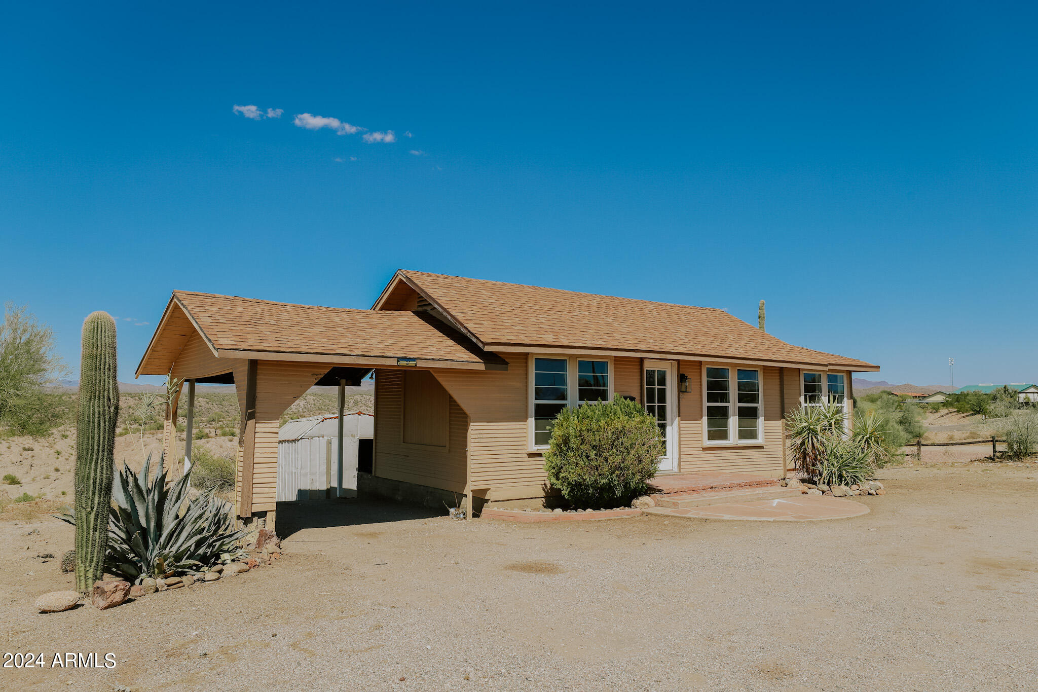 44025 N US HWY 60