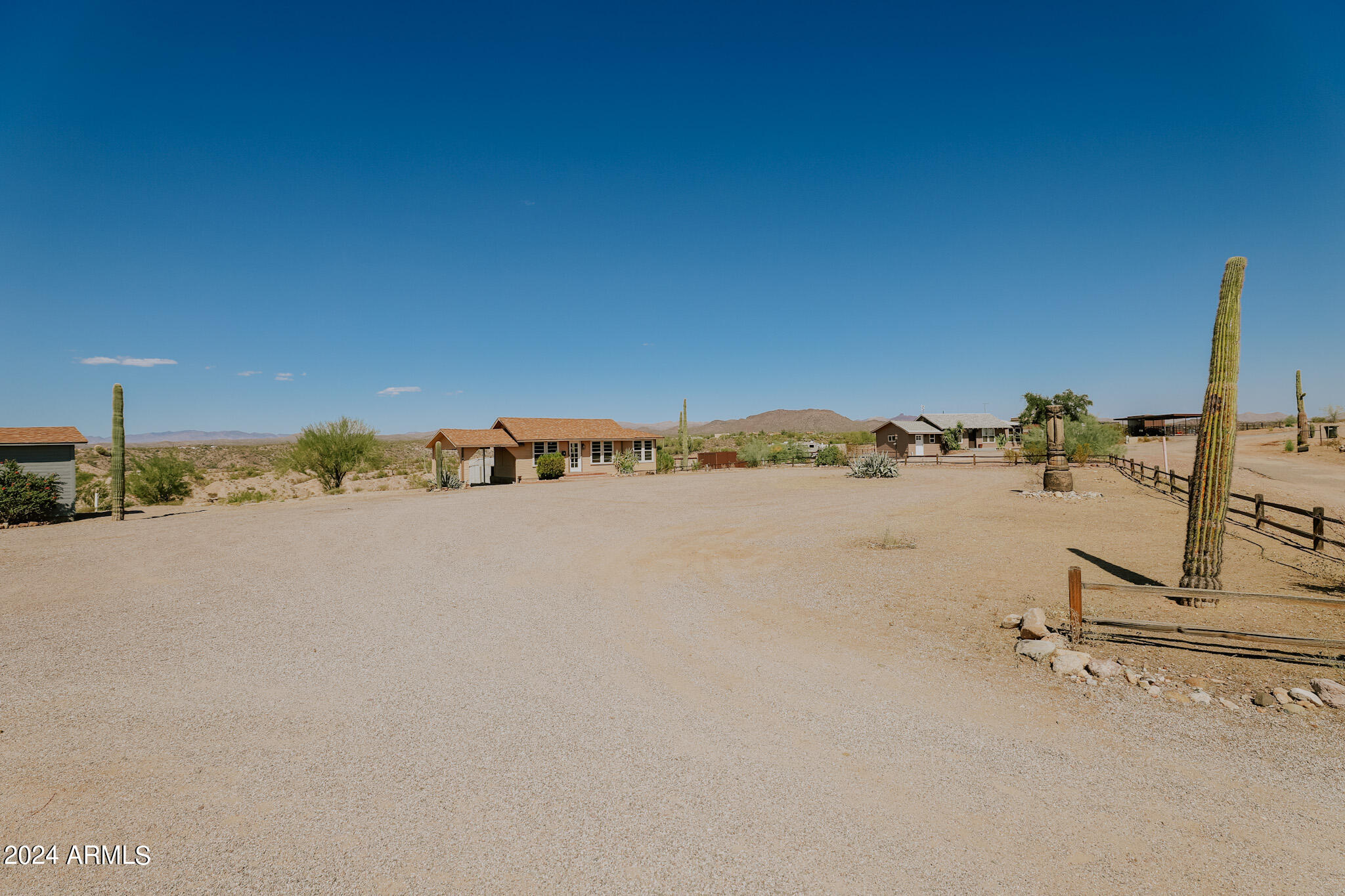 44025 N US HWY 60