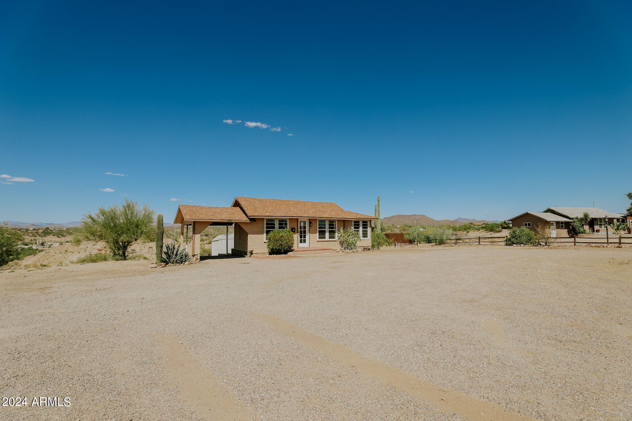 44025 N US HWY 60