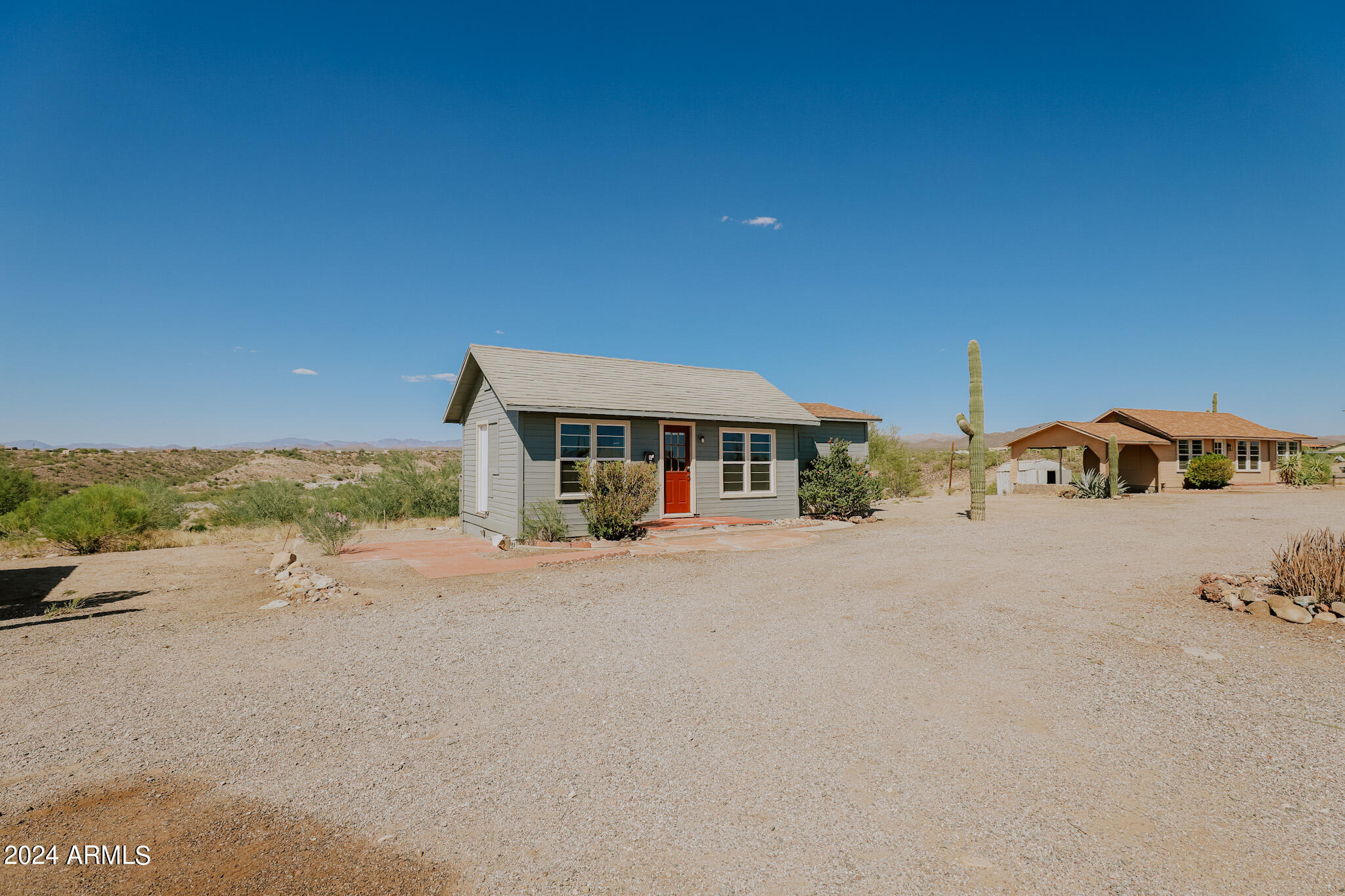 44025 N US HWY 60