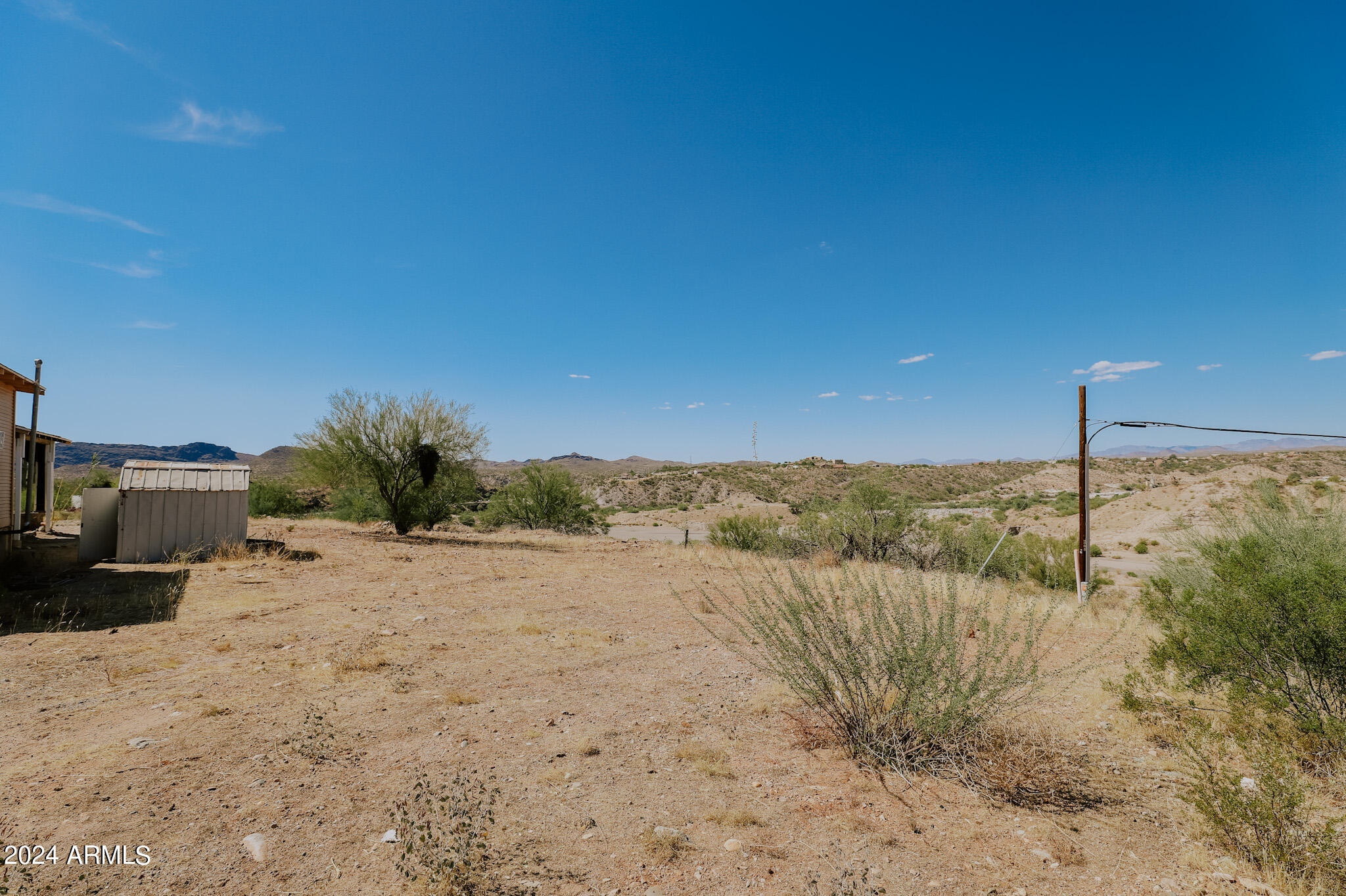 44025 N US HWY 60