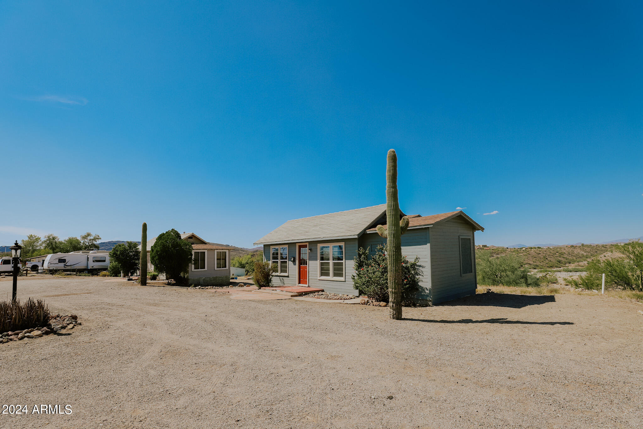 44025 N US HWY 60