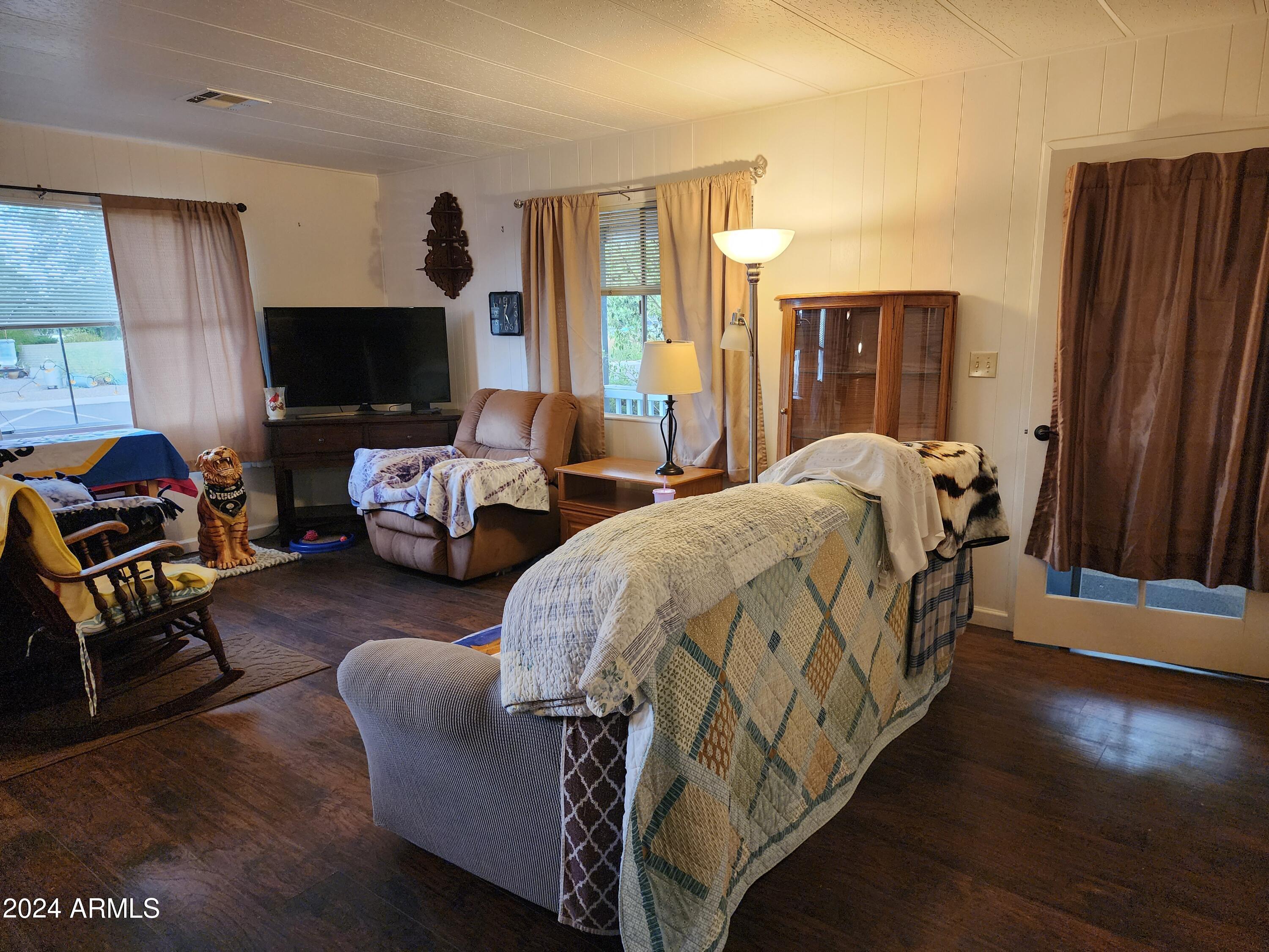 2501 W Wickenburg Way Unit: 82