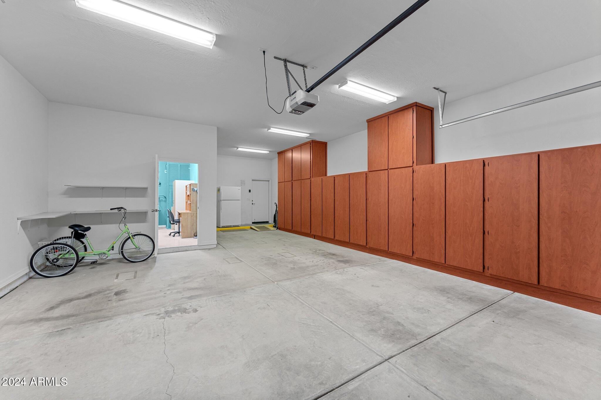 14708 W CARBINE Court