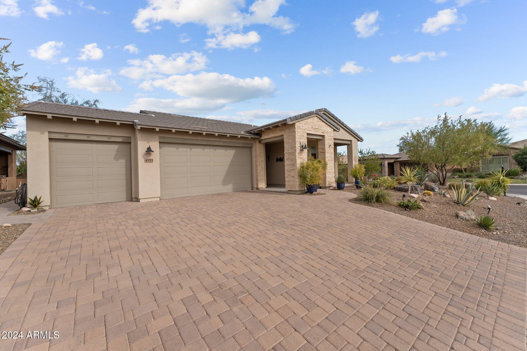 4555 FLETCHER Court