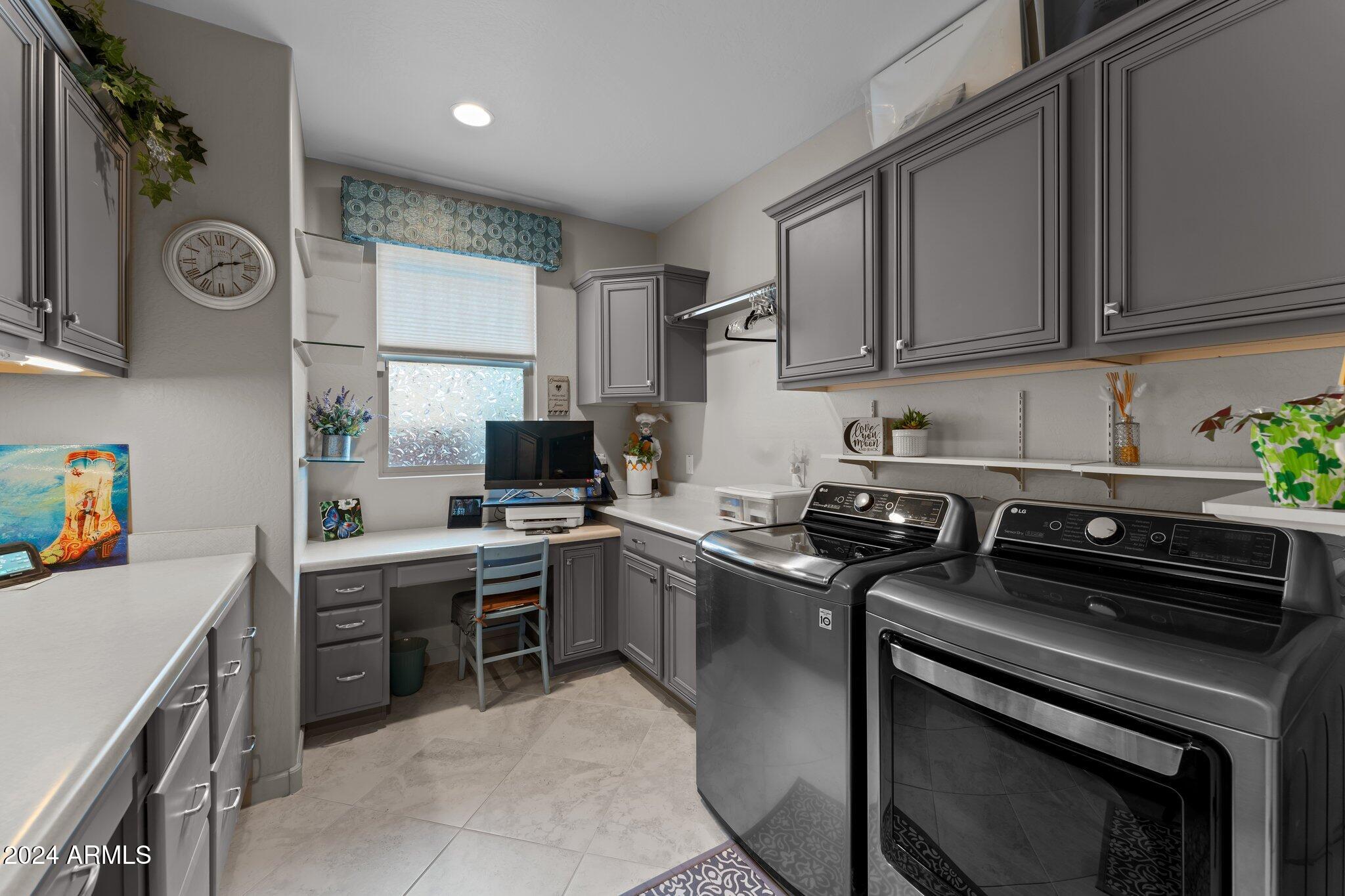 4555 FLETCHER Court