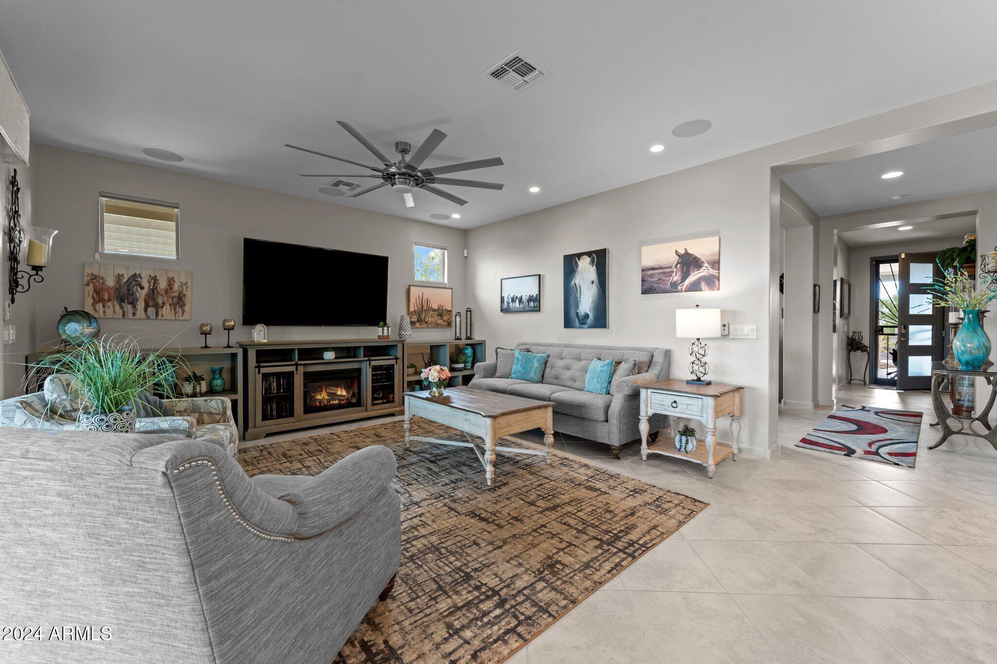 4555 FLETCHER Court