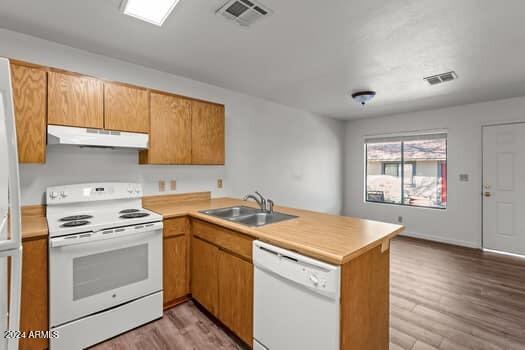 520 S PALM Drive