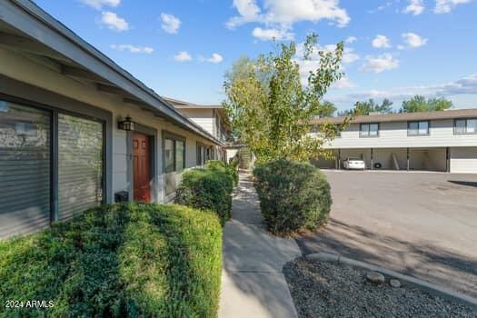 520 S PALM Drive