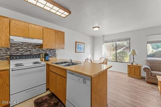 520 S PALM Drive
