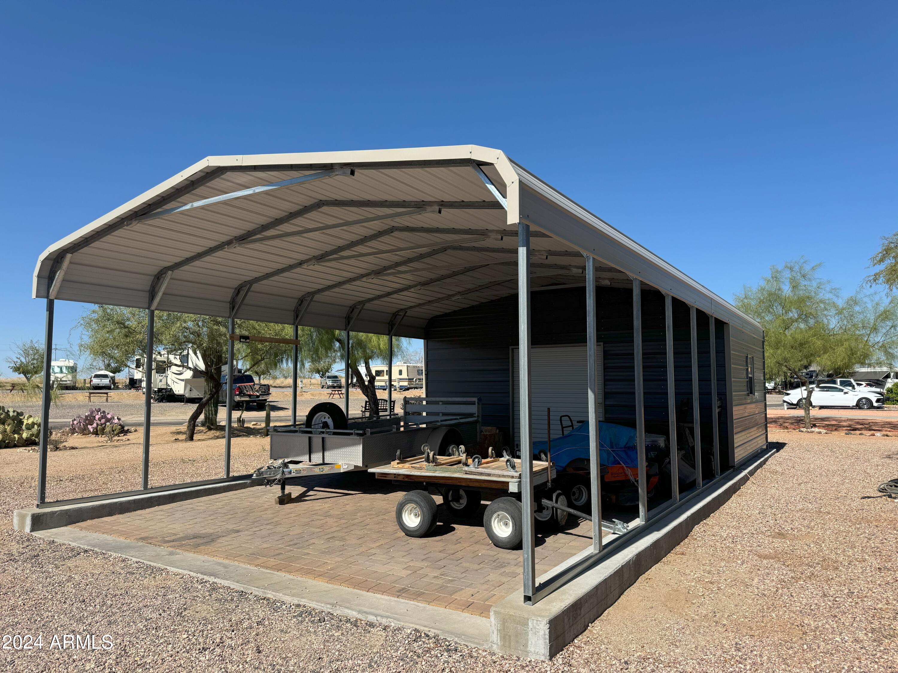 21304 W GOLDEN NUGGET Drive, 423