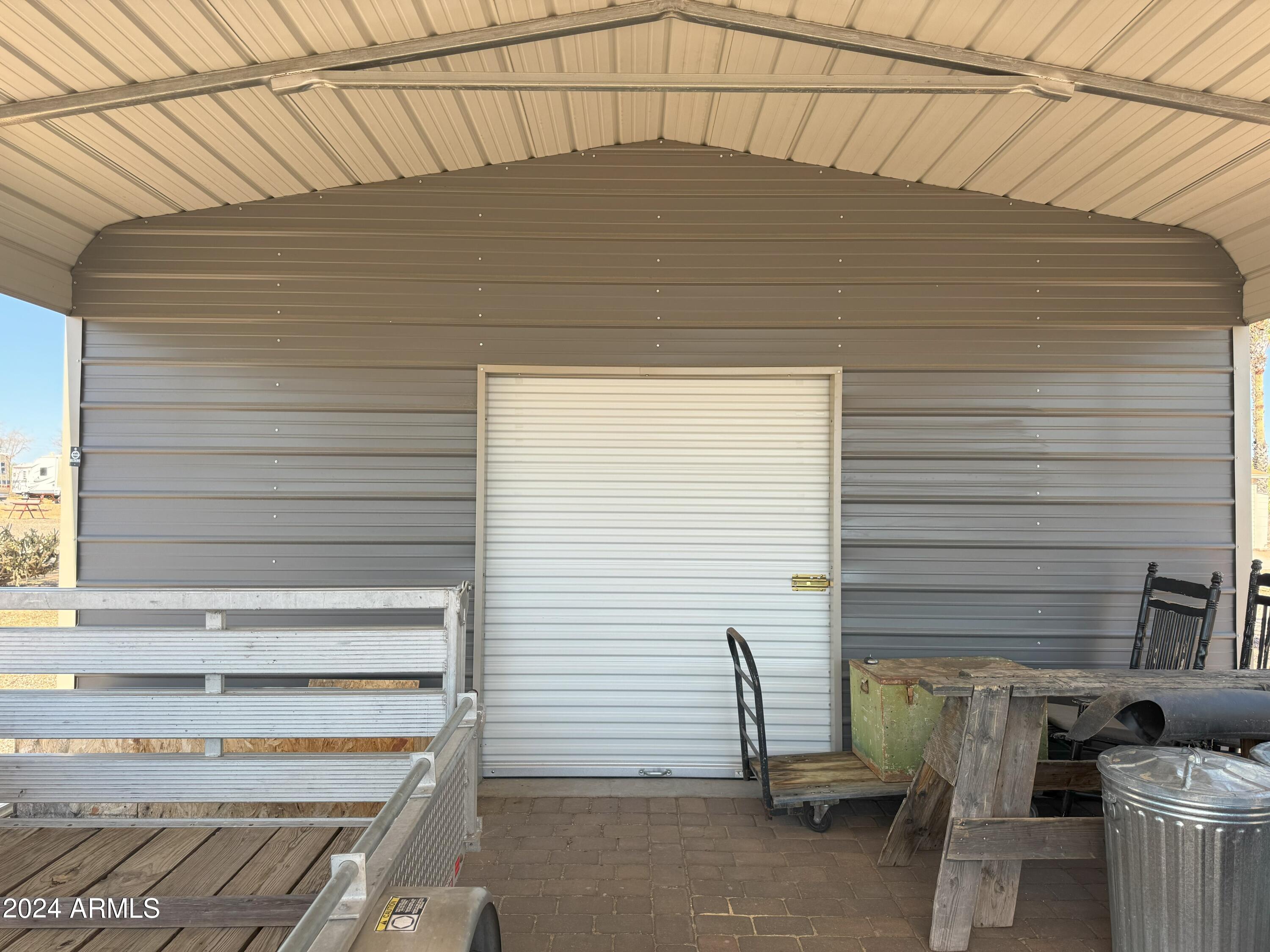 21304 W GOLDEN NUGGET Drive, 423