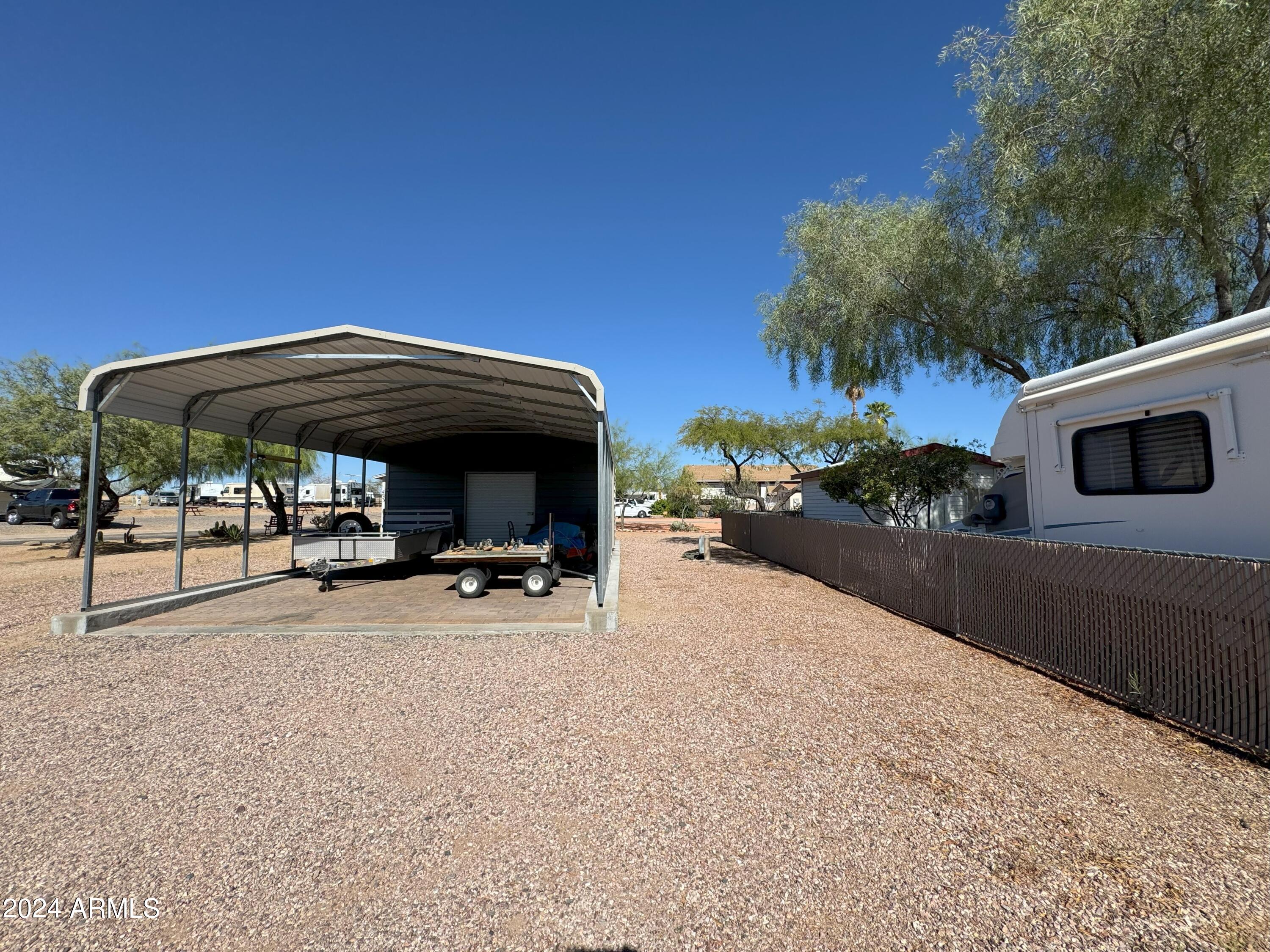 21304 W GOLDEN NUGGET Drive, 423