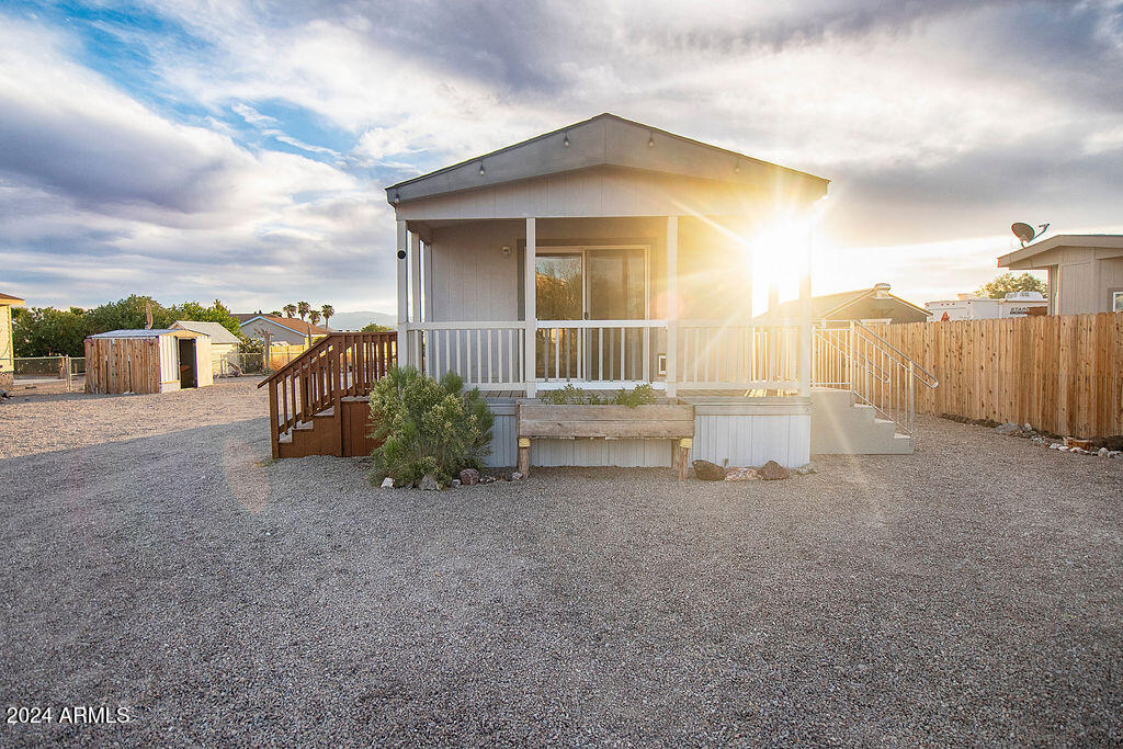 40427 DAKOTA Place
