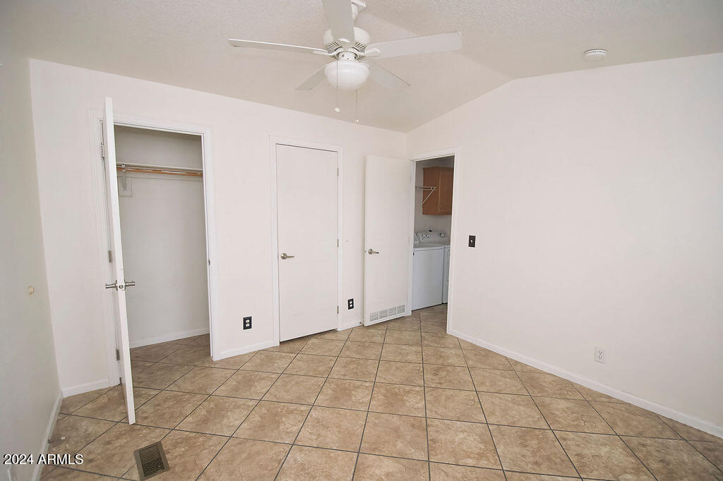 40427 DAKOTA Place