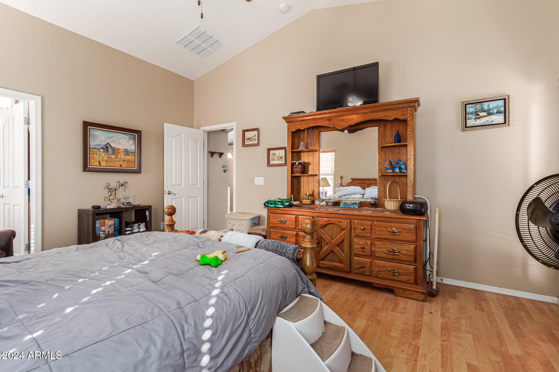 41547 W Cheyenne Court