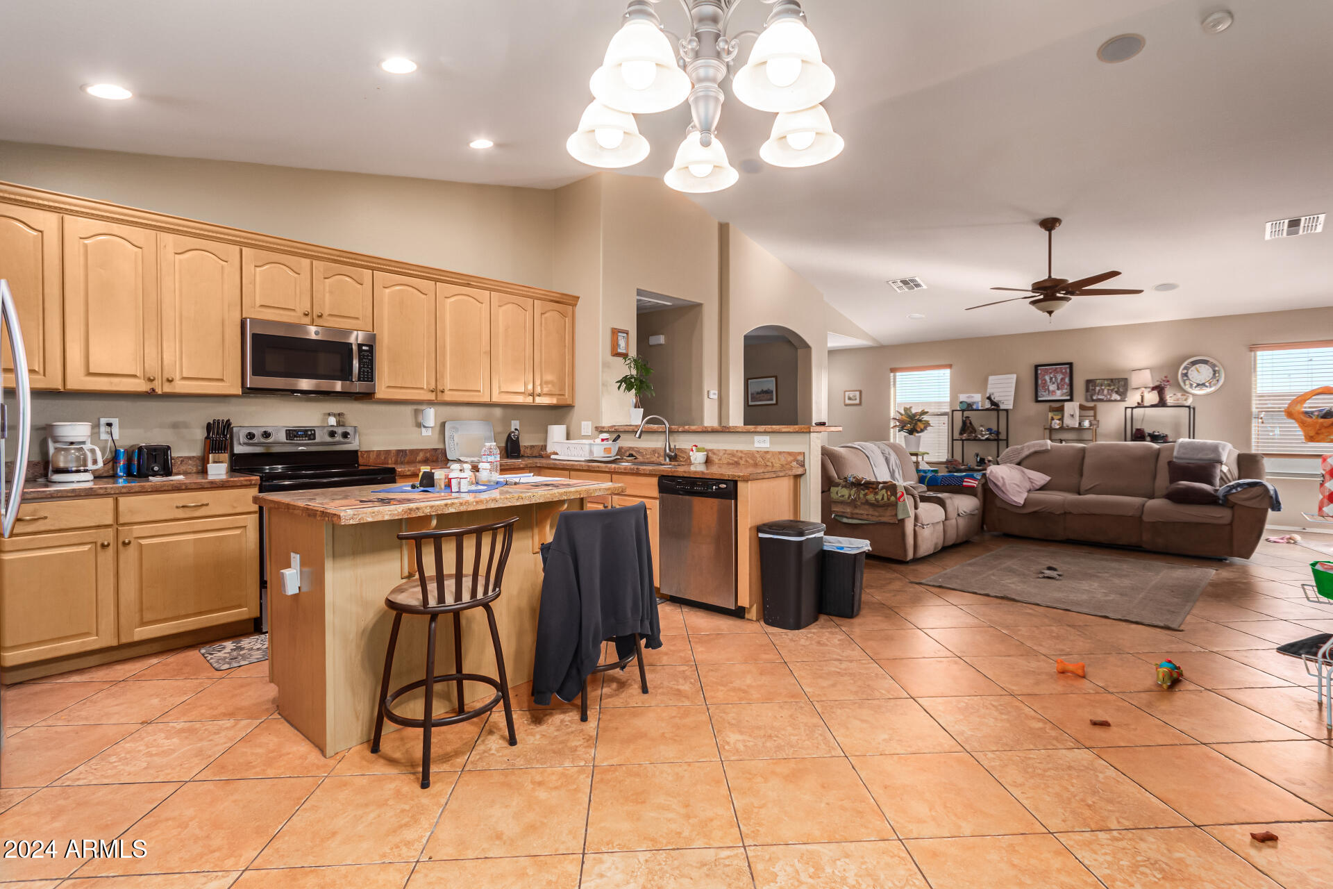 41547 W Cheyenne Court