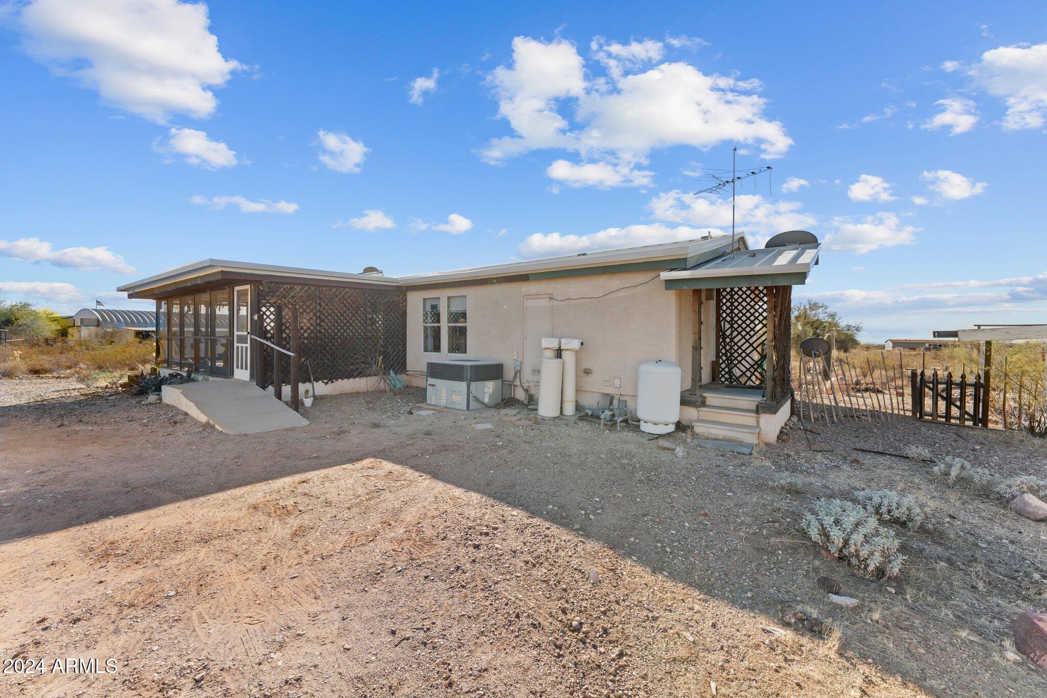 25340 W ADAMANDA Drive