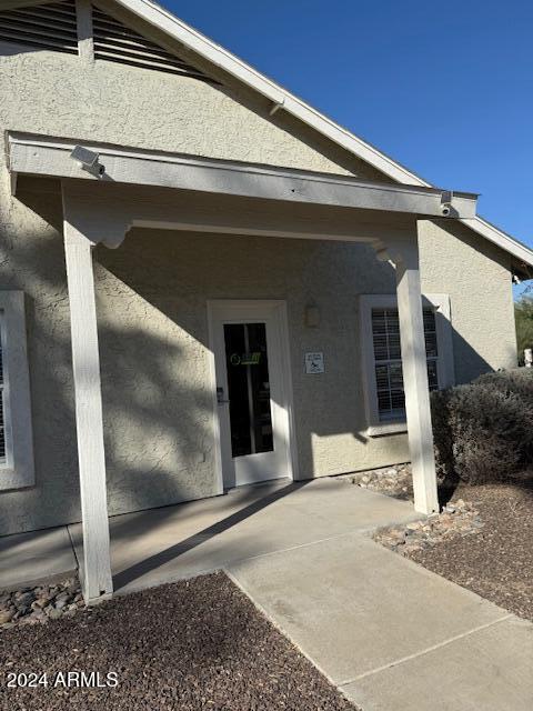 2000 S Apache Road 27