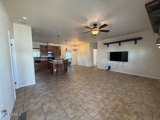 2000 S Apache Road 27
