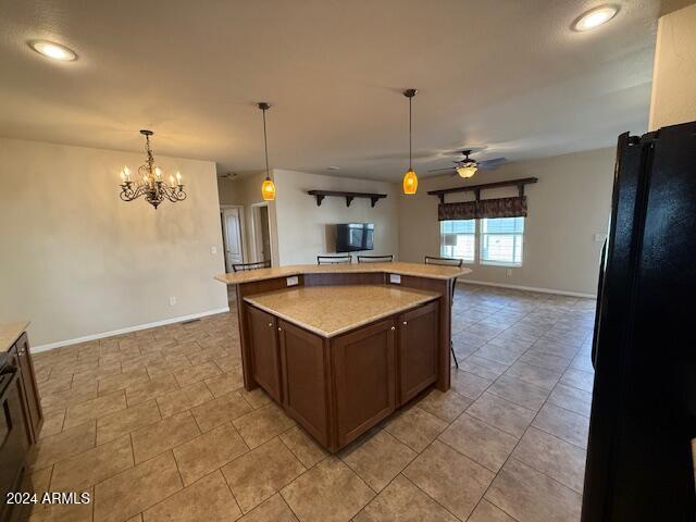 2000 S Apache Road 27
