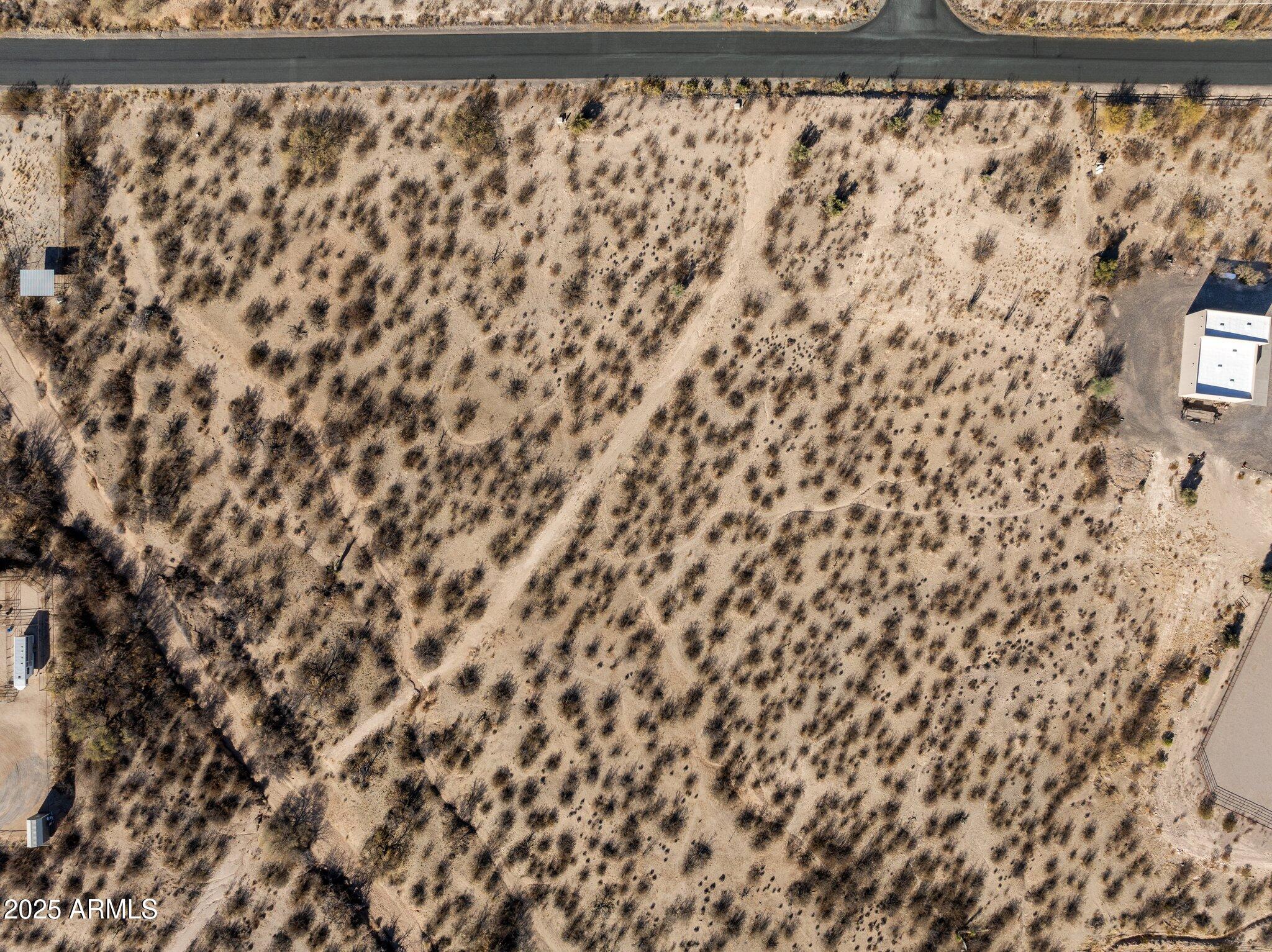 21775 W Date Creek Road 9 & 10