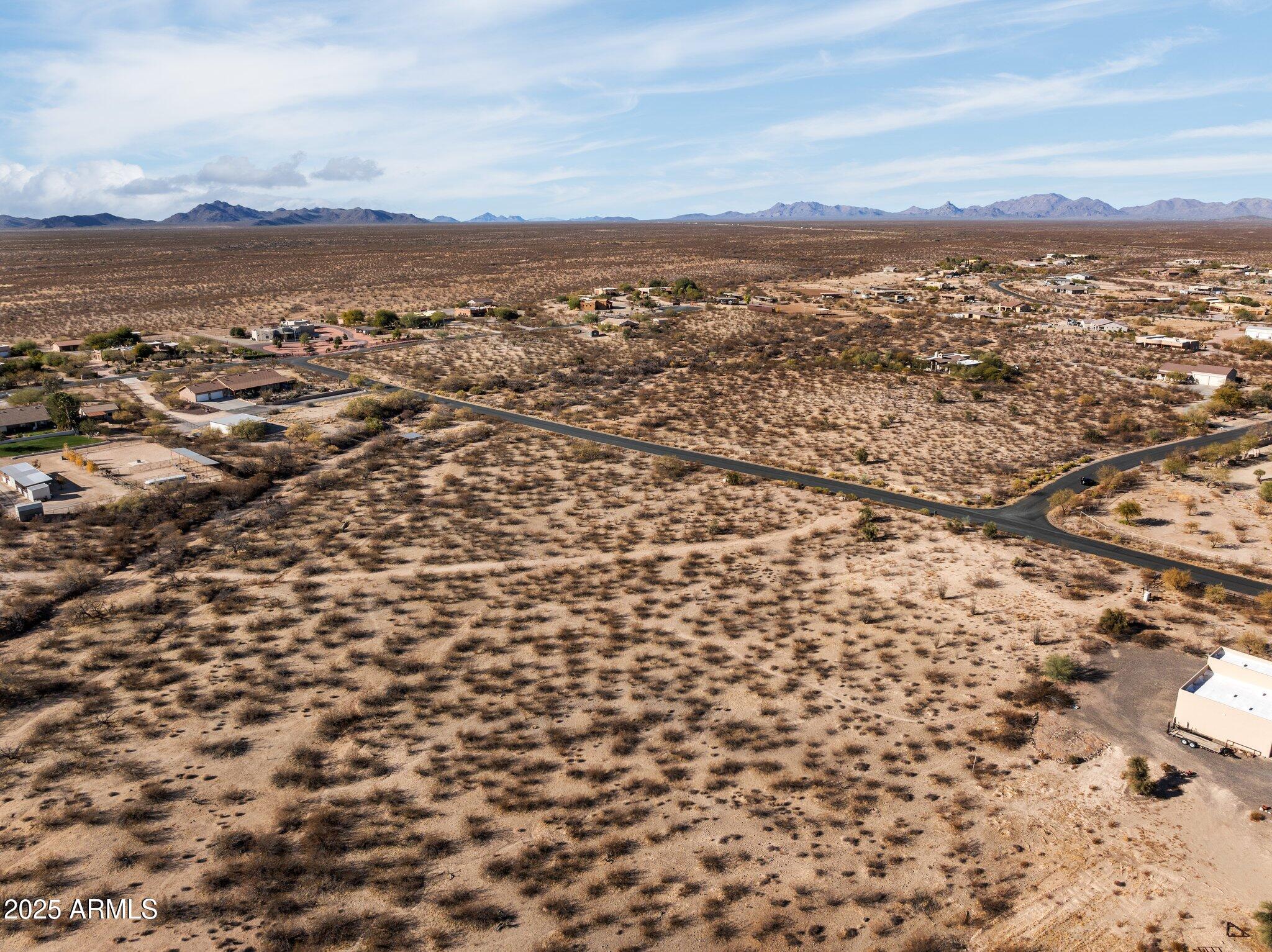 21775 W Date Creek Road 9 & 10