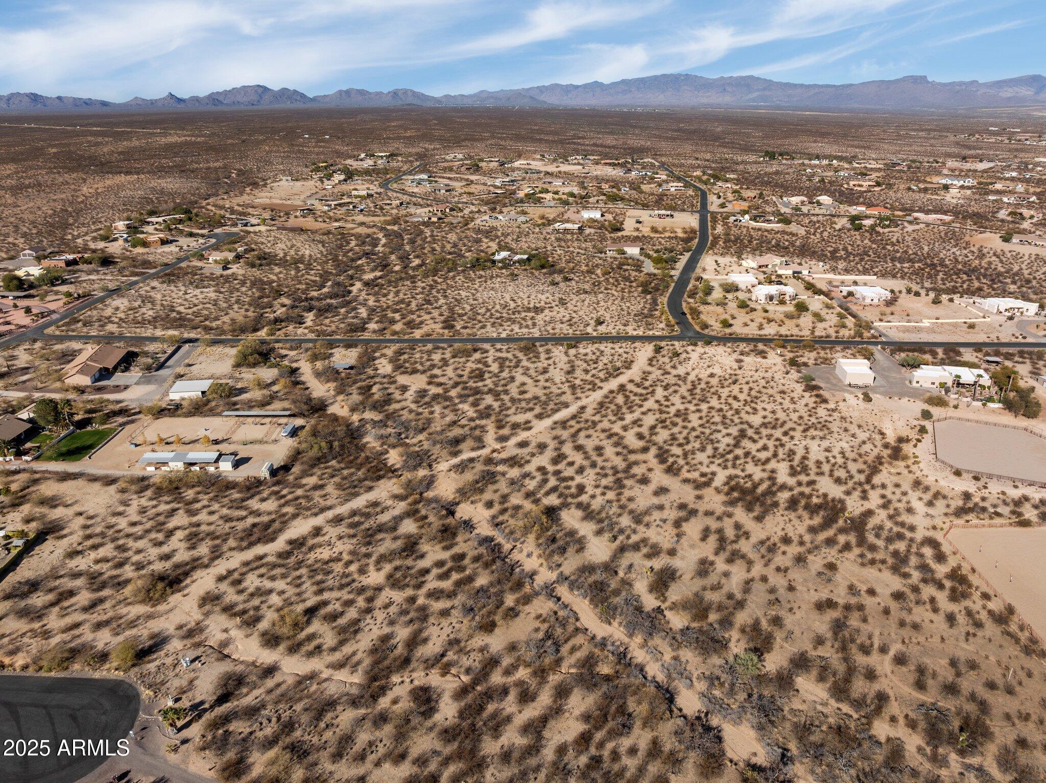 21775 W Date Creek Road 9 & 10