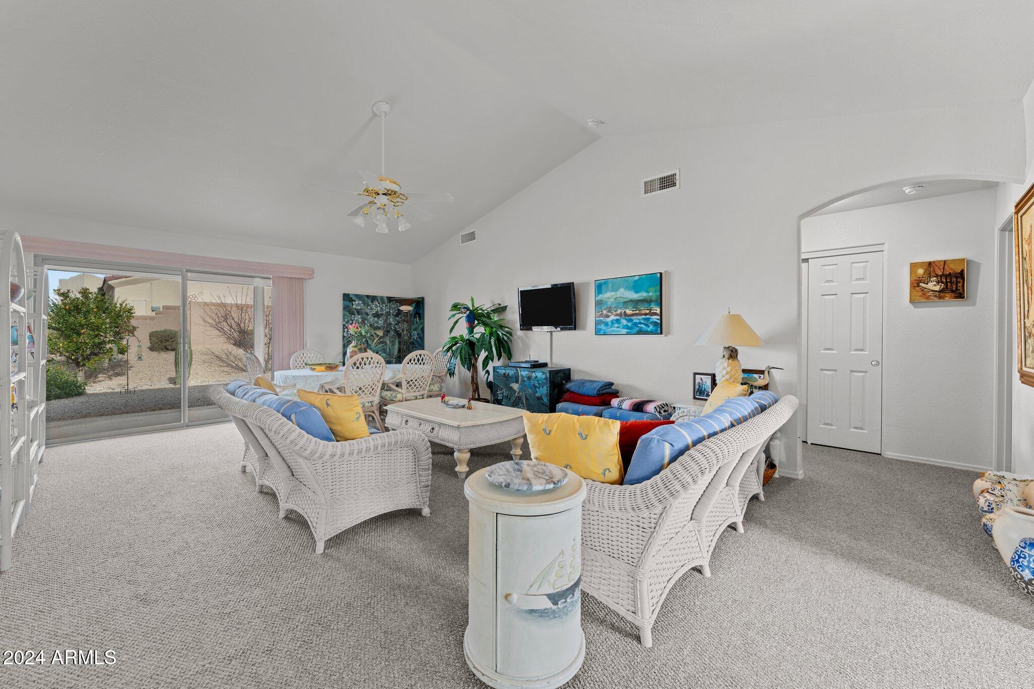 250 COTTONWOOD Lane