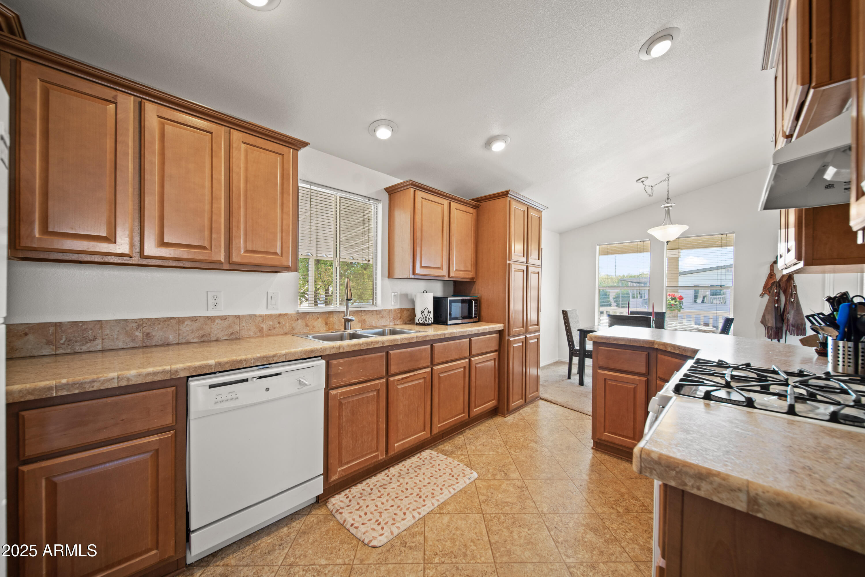 2501 W Wickenburg Way Unit: 63