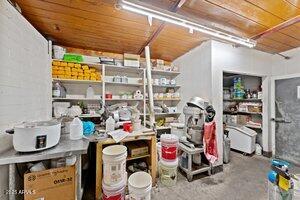 621 W WICKENBURG Way