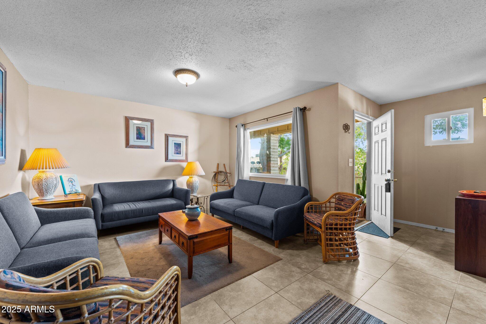 90 W Yavapai Street 20