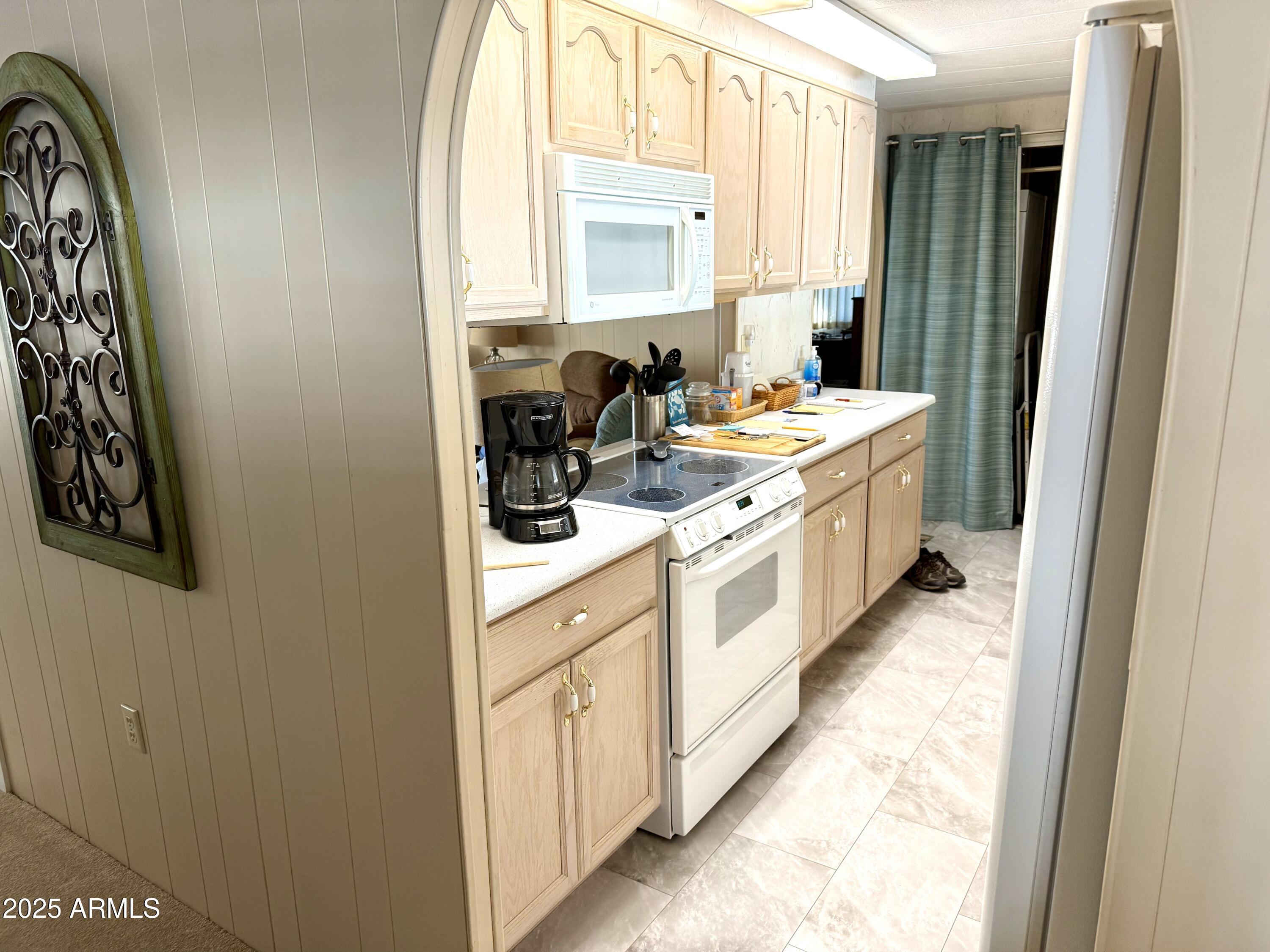 2501 W Wickenburg Way Unit: 68