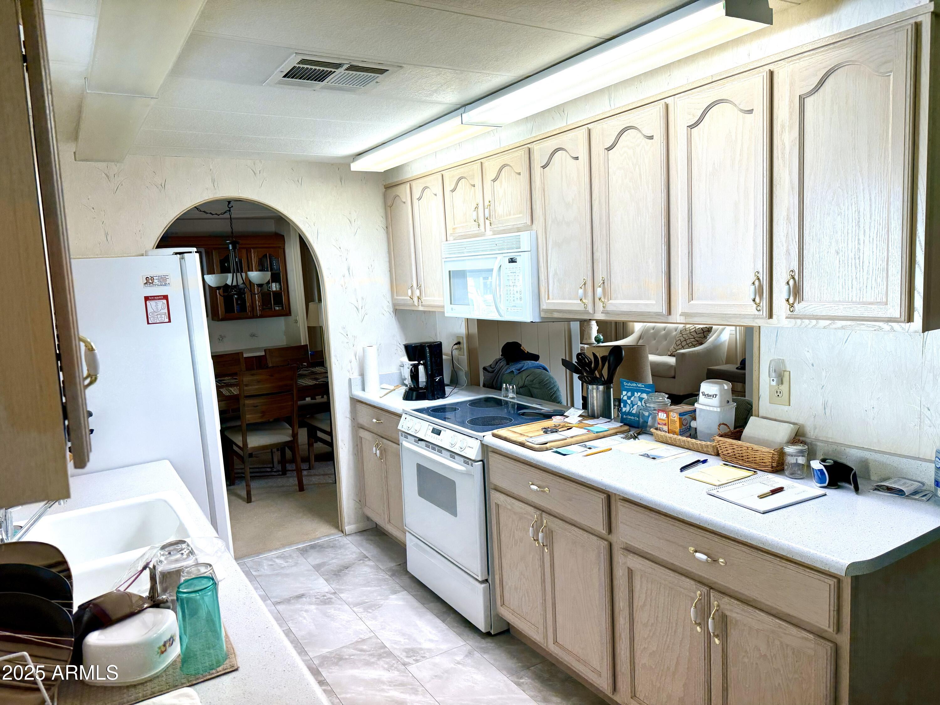 2501 W Wickenburg Way Unit: 68