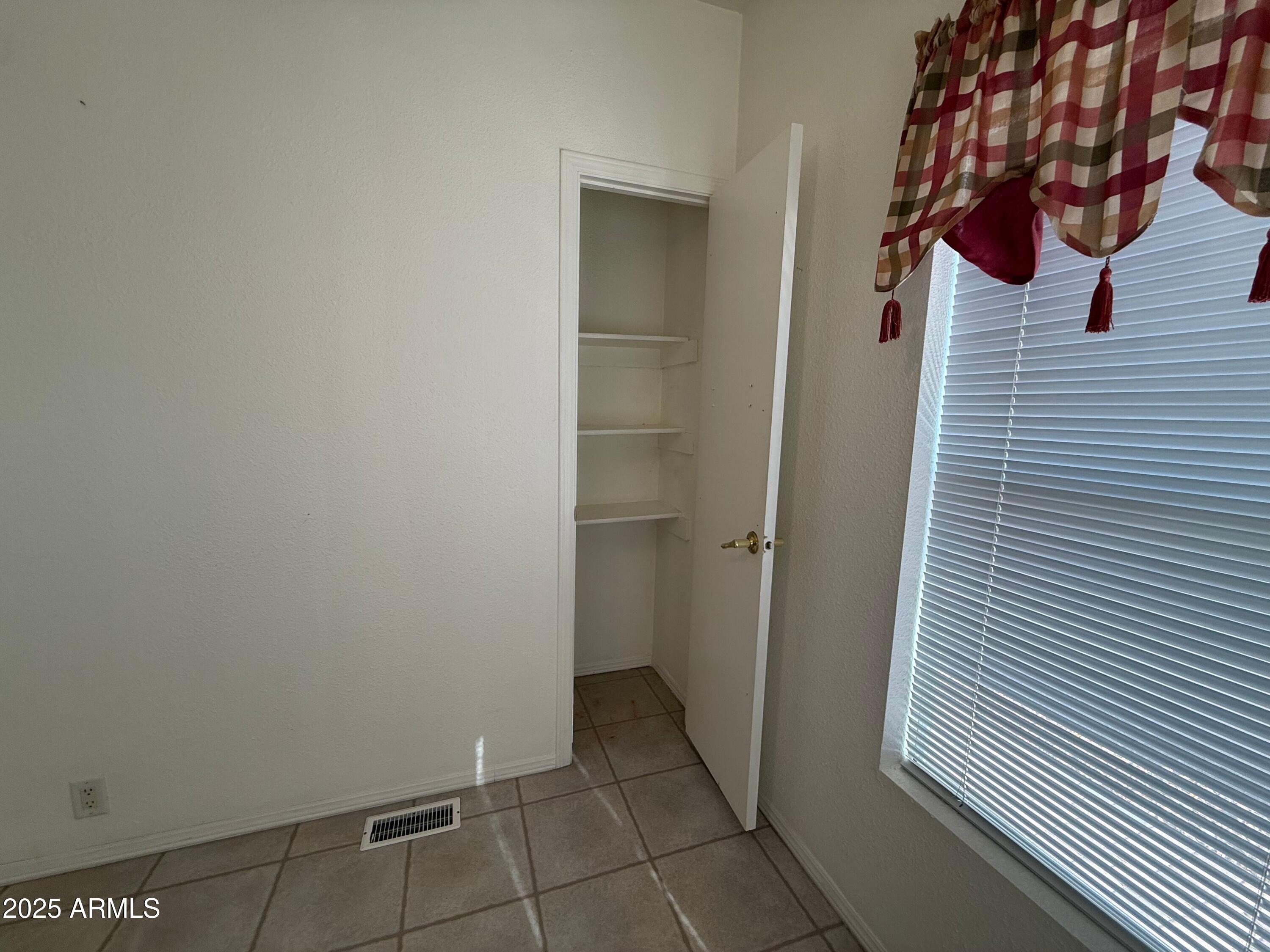 2501 W Wickenburg Way Unit: 175