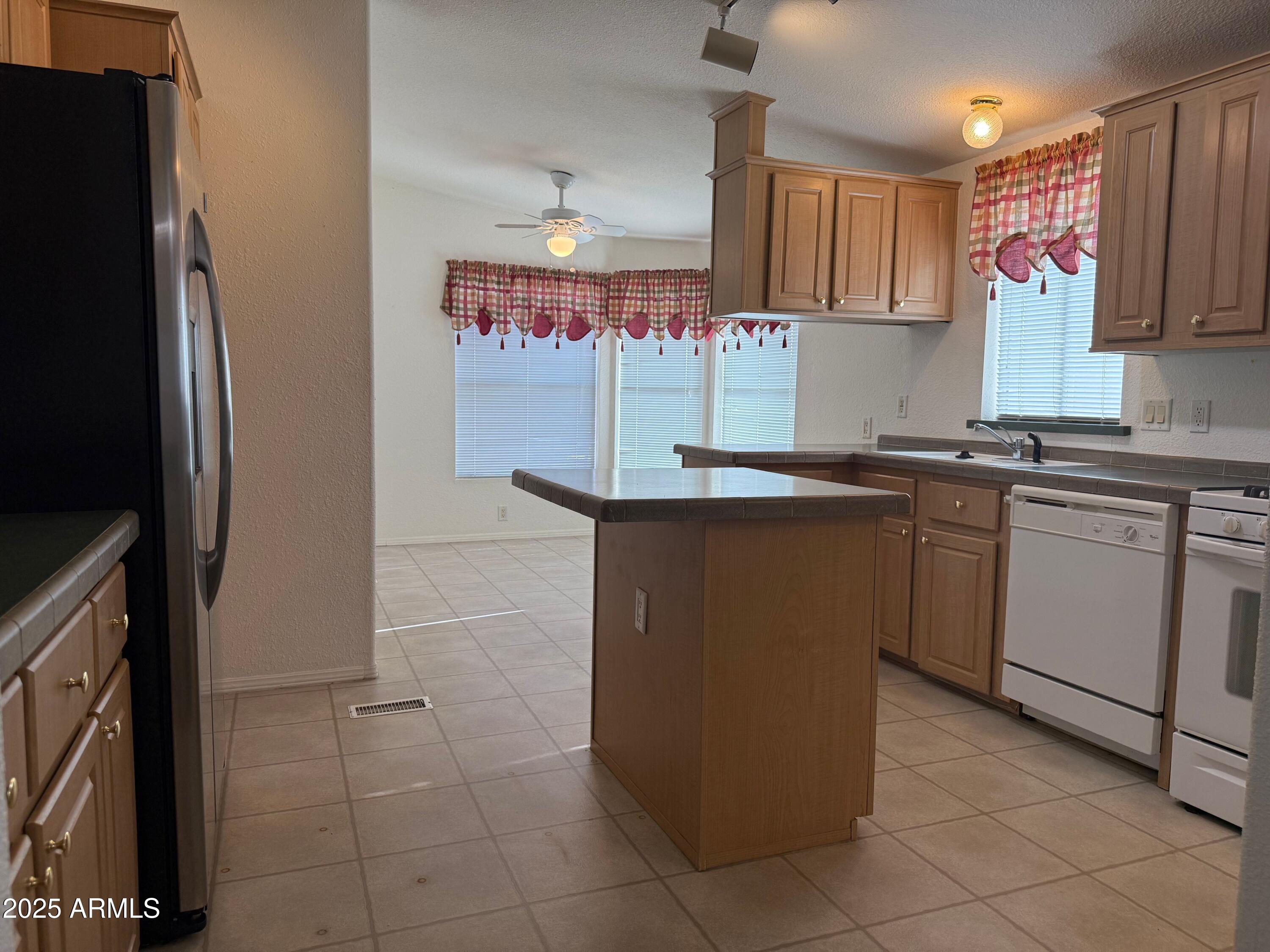 2501 W Wickenburg Way Unit: 175