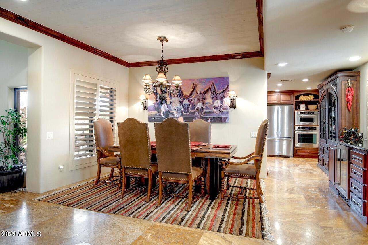 1489 THRASHER Lane