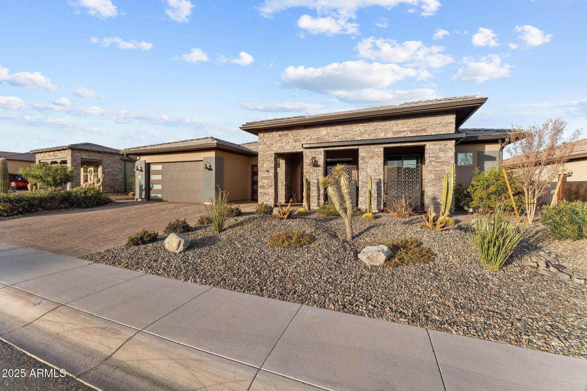 3254 BUCKAROO Court
