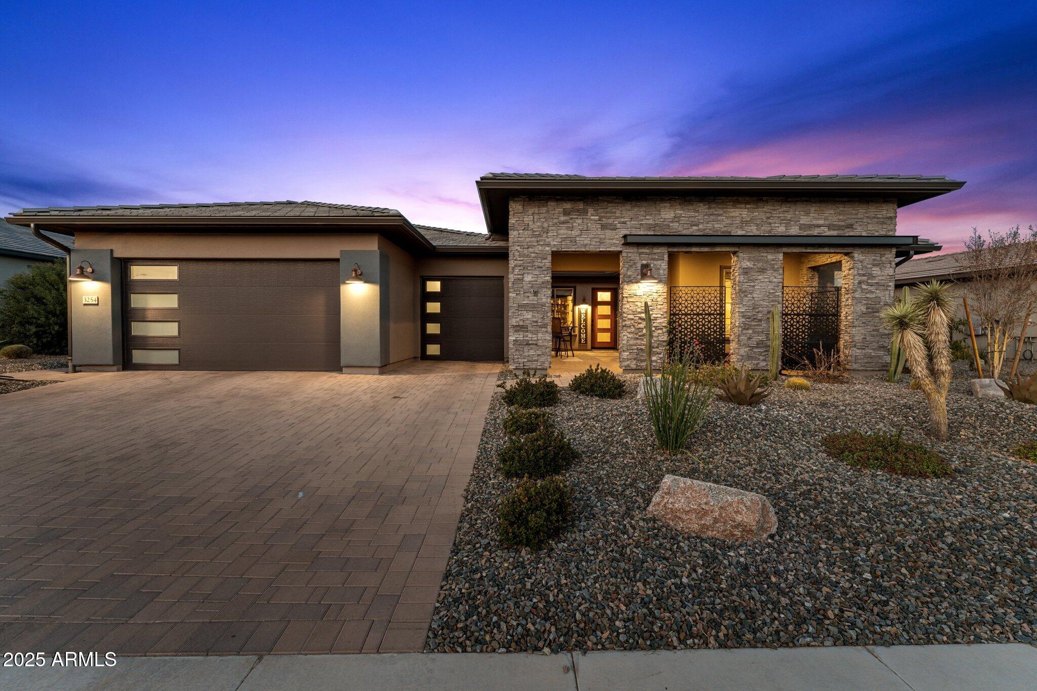 3254 BUCKAROO Court