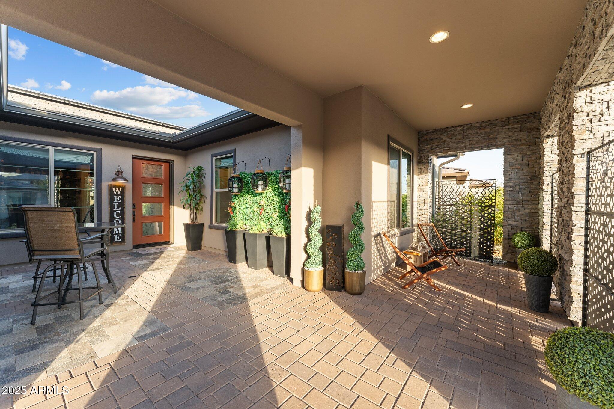 3254 BUCKAROO Court