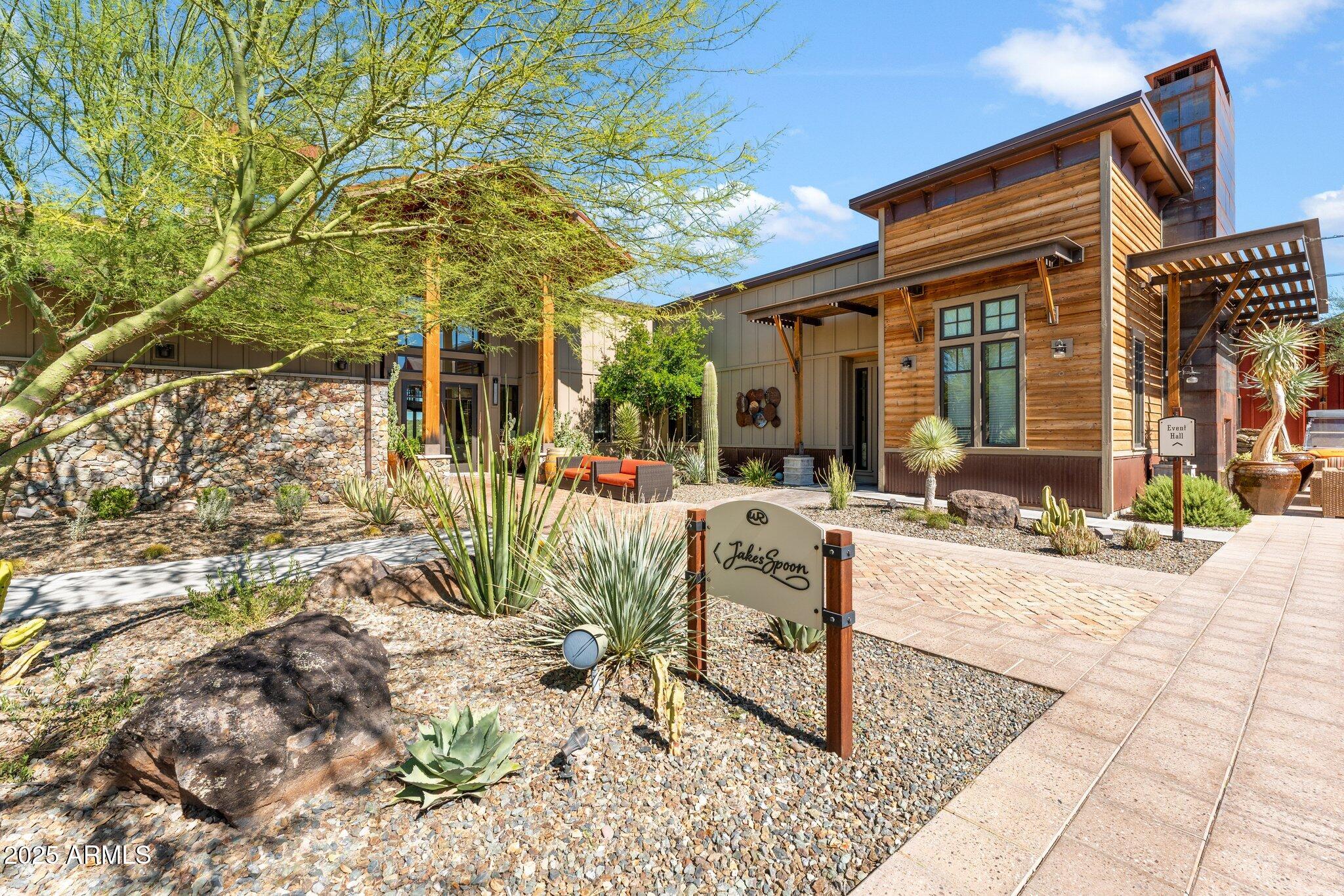 3254 BUCKAROO Court